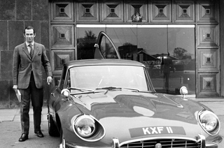 Jaguar - 75 years of Automotive Art