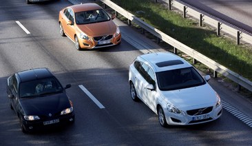 100 Volvo автомобила без шофьор пътуват по улиците на Гьотеборг