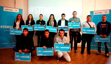 18 orphan graduates with university scholarships from #steniskanabala in the first edition of the program 