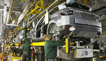 Jaguar Land Rover Leads Automotive Manufacturing League Table In 2015
