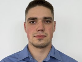 contact-card image