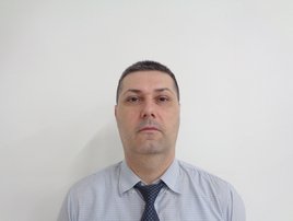 contact-card image