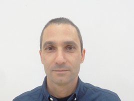 contact-card image