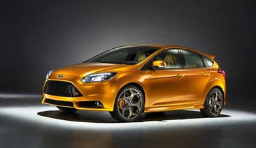 HIGH PERFORMANCE ST TOPS NEW FORD FOCUS LINEUP FOR PARIS MOTOR SHOW LAUNCH