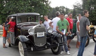 Автомобилна обиколка на България