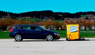 Volvo Cars on the move towards a future without traffic accidents 