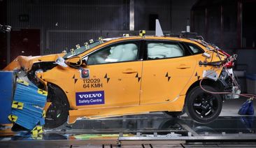 Новото Volvo V40 с абсолютен рекорд в краш тестовете на Euro NCAP