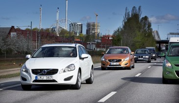 100 Volvo автомобила без шофьор пътуват по улиците на Гьотеборг
