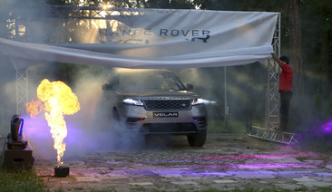 Авангардният Range Rover Velar предпремиерно в България