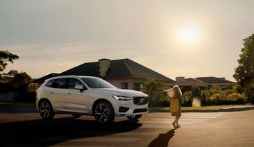 Volvo представя човешката страна на технологиите с вълнуващо видео за новото XC60