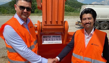 15 new machines financed by Moto-Pfohe Leasing joined the construction of highways