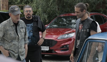 Много впечатляващи автомобили и едно Жигули в новия български игрален филм на режисьора Виктор Божинов